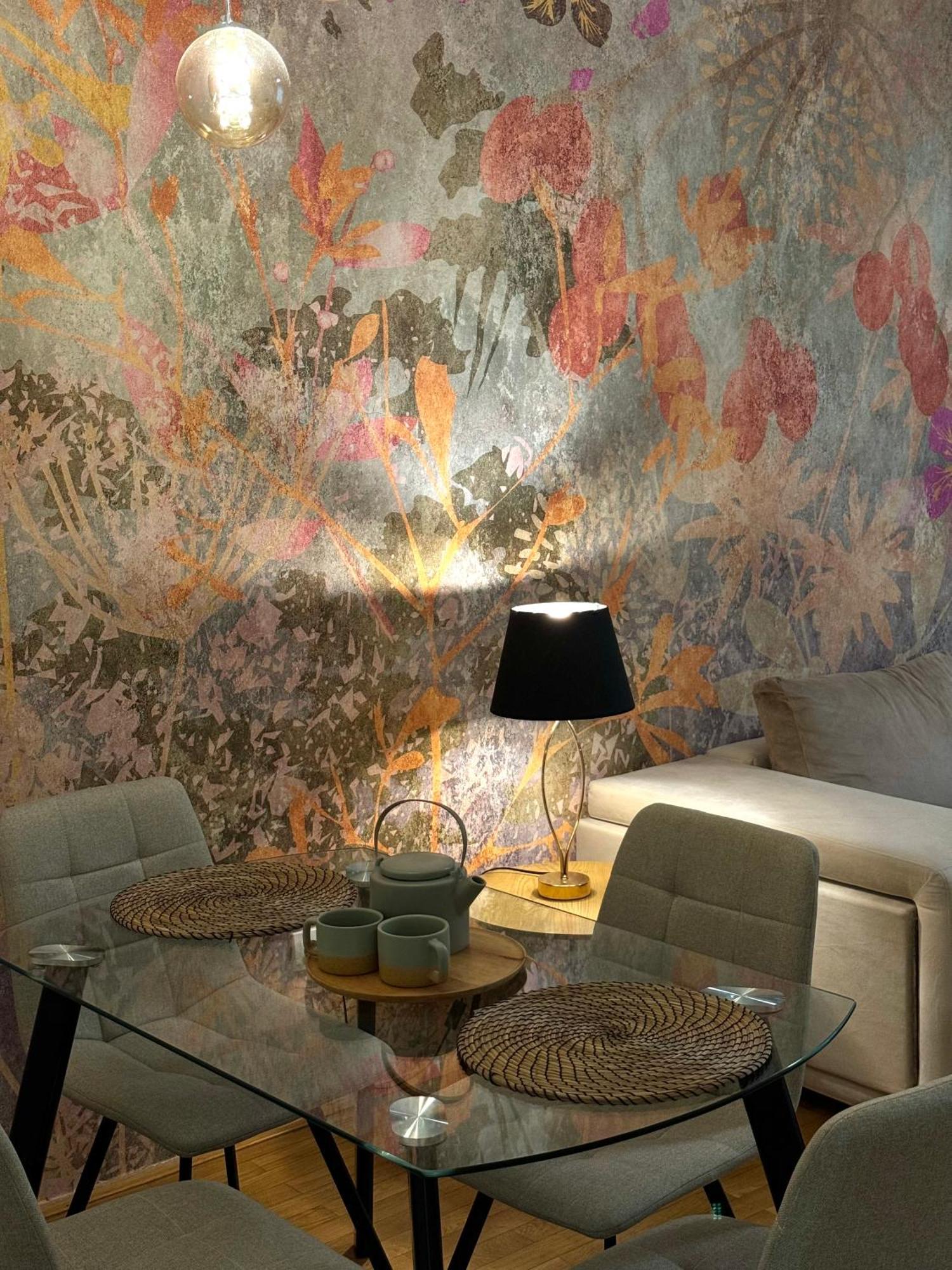 7 Emperors Central Suite Belgrado Esterno foto